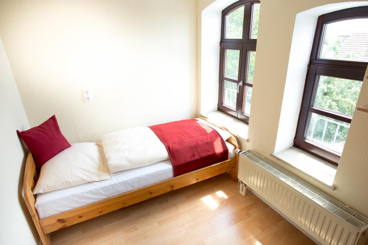 Victoria Aparthotel *