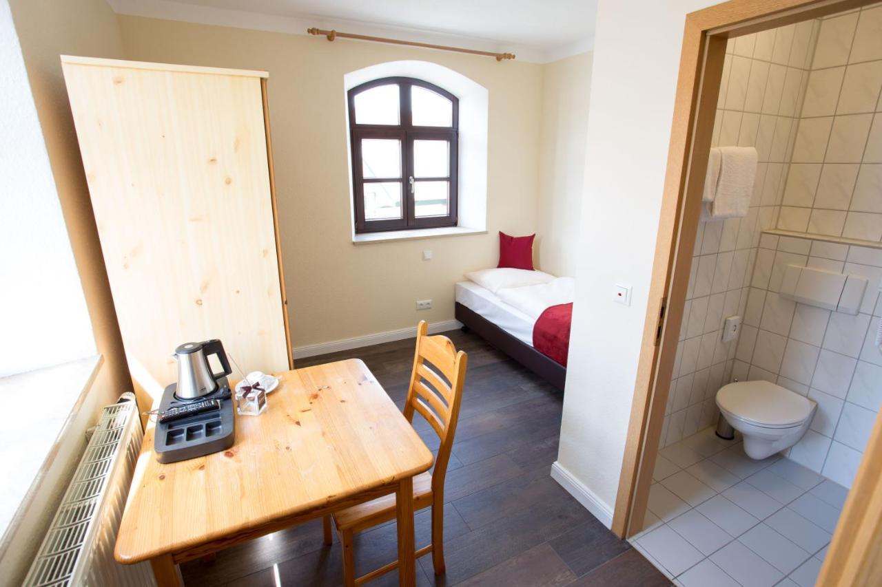 Victoria Aparthotel *